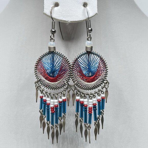 Cute Southwestern Silvertone Blue White Red Beaded Dangle Dream Catcher Earrings - Picture 1 of 6